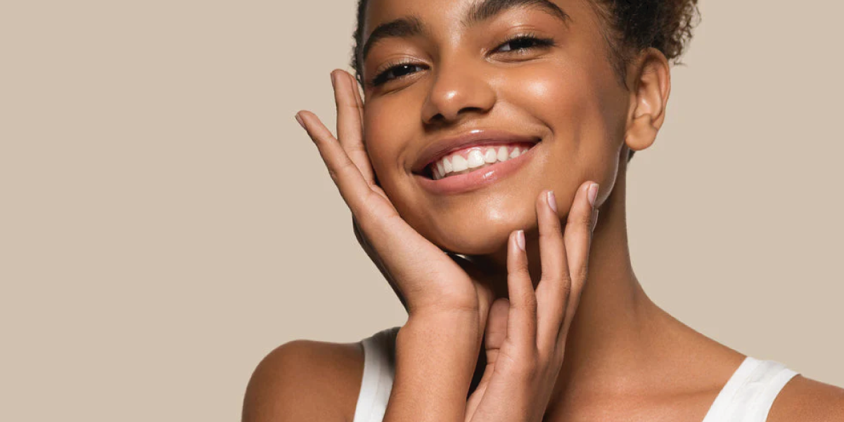 How to Properly Use Vitamin E Oil on Your Face