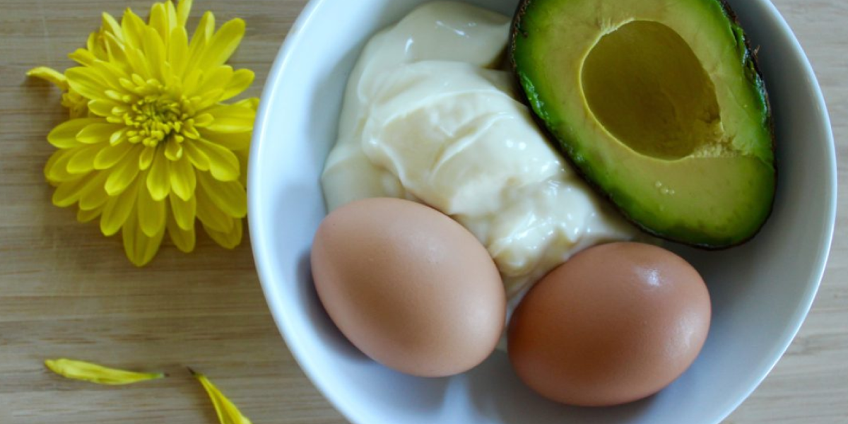 Avocado Oil and Egg Hair Mask