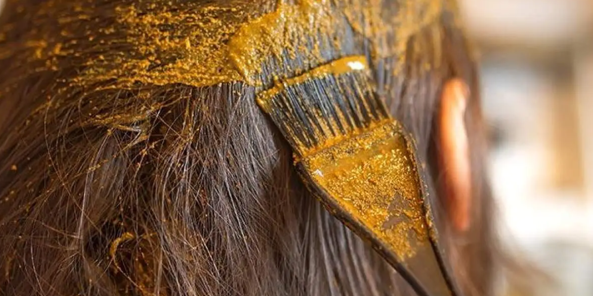 What Is Henna and How Does It Interact with Hair